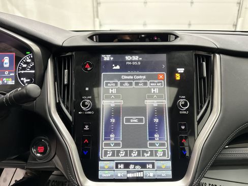 Used 2025 Subaru Legacy Limited image 36