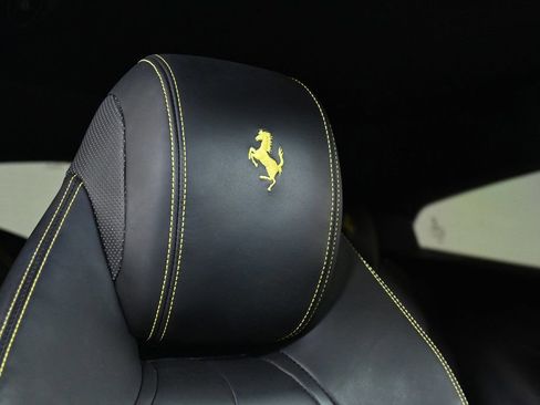 Used 2018 Ferrari GTC4Lusso image 20