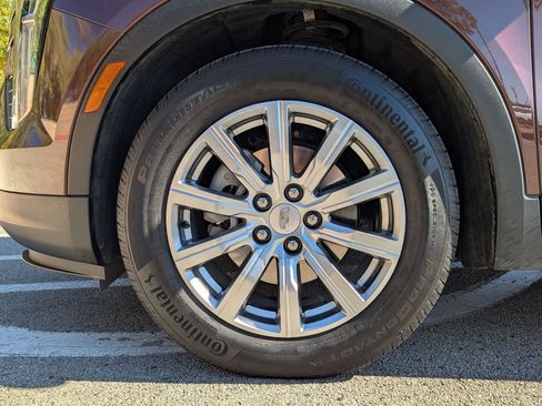 Used 2023 Cadillac XT4 Premium Luxury image 31