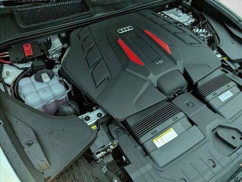 New 2026 Audi SQ8 Prestige AWD/4WD image 18