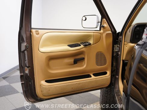 Used 1997 Dodge Ram 1500 Truck 4x4 Regular Cab image 37