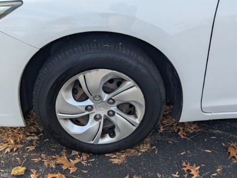 Used 2014 Honda Civic LX image 9