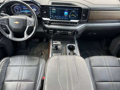 Used 2023 Chevrolet Silverado 1500 High Country w/ High Country Premium Package image 15