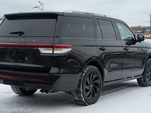 Used 2023 Lincoln Navigator Reserve w/ Equipment Group 201A image 7