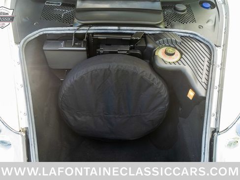 Used 2002 Porsche 911 Carrera RWD image 58