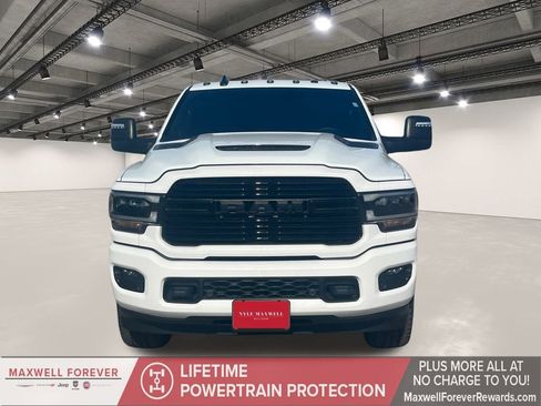 Used 2024 RAM 2500 Laramie w/ Night Edition image 18