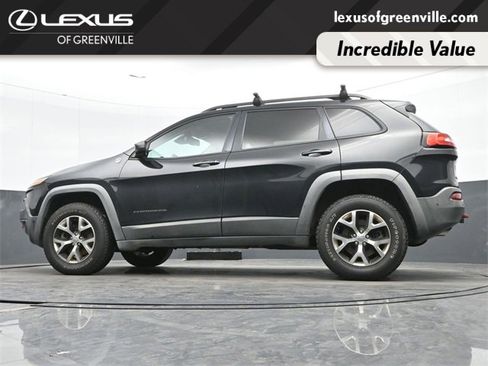 Used 2015 Jeep Cherokee Trailhawk w/ Comfort/Convenience Group image 15