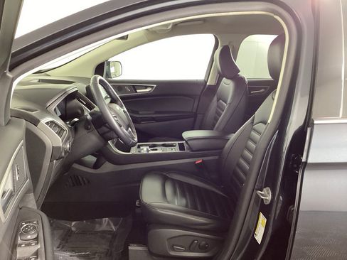 Used 2024 Ford Edge SEL w/ Convenience Package image 17