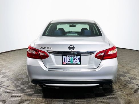 Used 2017 Nissan Altima 2.5 S w/ Interior Lighting Package image 7