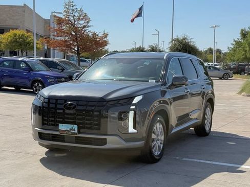 Used 2025 Hyundai Palisade SEL FWD image 8