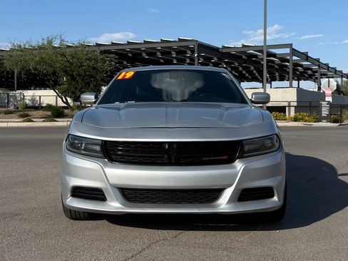 Used 2019 Dodge Charger SXT w/ Leather Interior Group RWD image 7