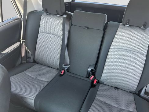 Used 2019 Toyota 4Runner SR5 AWD/4WD image 11