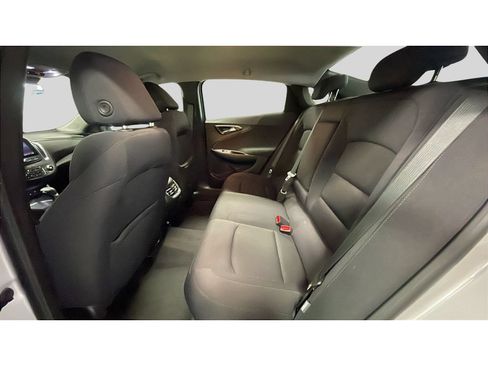 Used 2021 Chevrolet Malibu LT FWD image 15