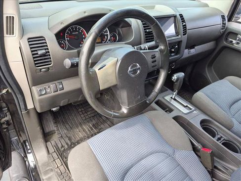 Used 2006 Nissan Frontier NISMO w/ (J01) Sunroof Pkg RWD image 9