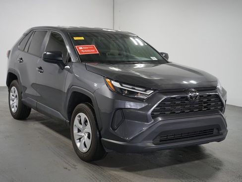 Used 2024 Toyota RAV4 LE image 3