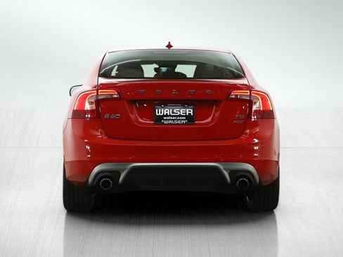 Used 2017 Volvo S60 T5 Dynamic w/ Vision Package image 4