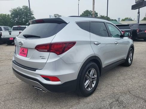 Used 2018 Hyundai Santa Fe Sport w/ 2.4L Tech Package 04 AWD/4WD image 7