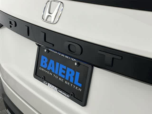 Used 2025 Honda Pilot EX-L image 9