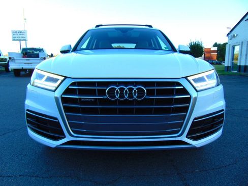 Used 2018 Audi Q5 2.0T Premium Plus w/ Premium Plus Package image 3
