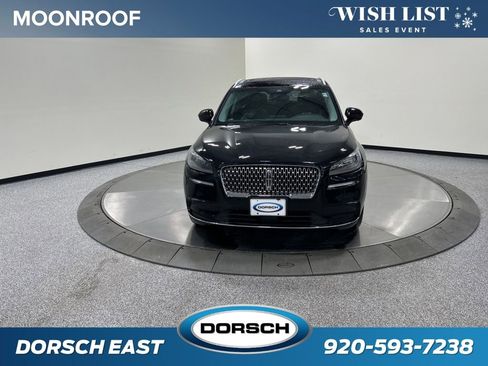 Used 2021 Lincoln Corsair AWD w/ Premium Package image 3