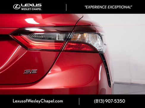 Used 2023 Toyota Camry SE w/ Cold Weather Package FWD image 8