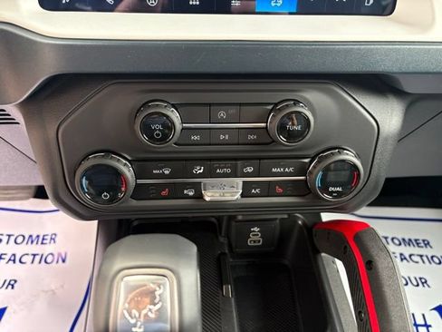 New 2026 Ford Bronco Heritage Edition AWD/4WD image 24
