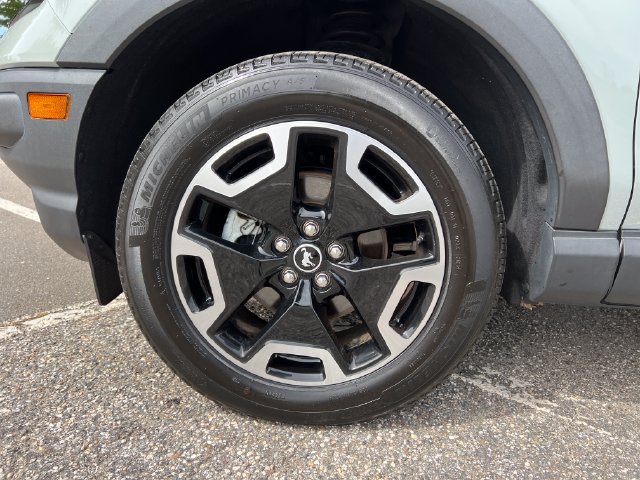 Used 2023 Ford Bronco Sport Outer Banks AWD/4WD image 16