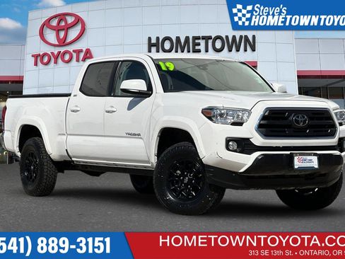 Used 2019 Toyota Tacoma SR5 image 1