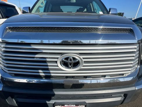 Used 2015 Toyota Tundra Limited w/ Limited Premium Package AWD/4WD image 12