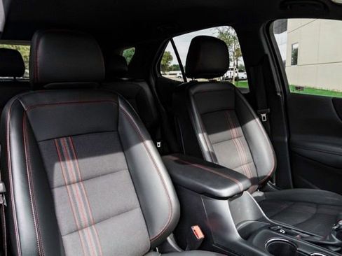 Used 2023 Chevrolet Equinox RS image 28