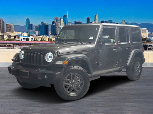 Used 2026 Jeep Wrangler Unlimited Sport AWD/4WD image 2