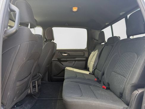 Used 2025 RAM 1500 Warlock AWD/4WD image 9