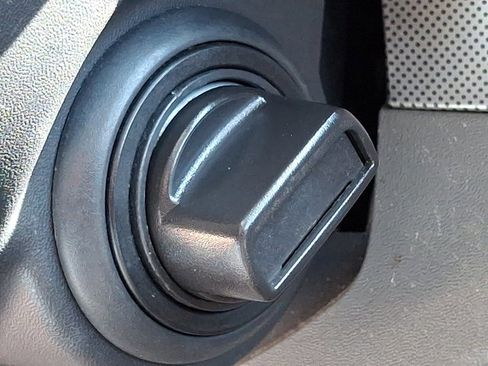 Used 2008 Nissan Sentra 2.0 S w/ Convenience Plus Pkg image 22