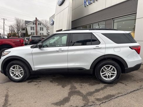 New 2026 Ford Explorer Active image 9