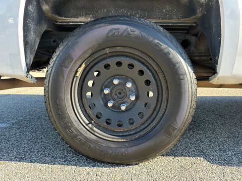 Used 2013 GMC Sierra 1500 SLE w/ Power Tech Package image 17