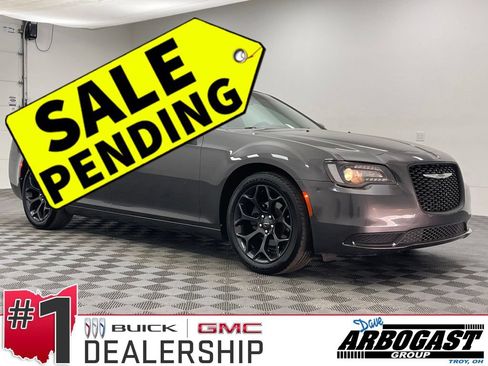 Used 2019 Chrysler 300 Touring w/ Sport Appearance Package RWD image 1