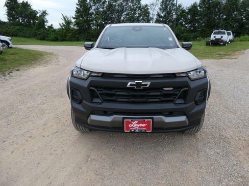 New 2026 Chevrolet Colorado Trail Boss AWD/4WD image 9