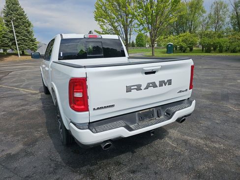 Used 2025 RAM 1500 Laramie w/ Sport Appearance Package AWD/4WD image 3