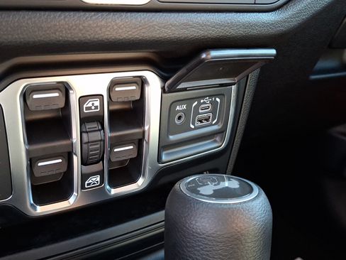 New 2026 Jeep Wrangler Unlimited Sport AWD/4WD image 15