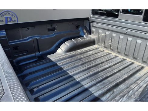 Used 2022 Nissan Frontier SV RWD image 31