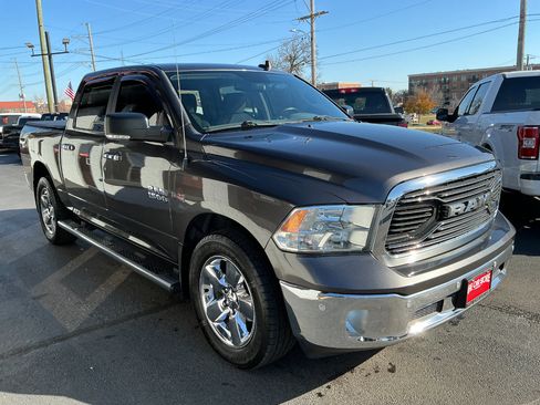 Used 2017 RAM 1500 Big Horn image 3