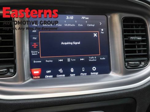 Used 2022 Dodge Charger R/T w/ Blacktop Package image 19