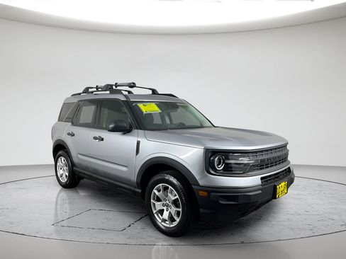 Used 2022 Ford Bronco Sport AWD/4WD image 3