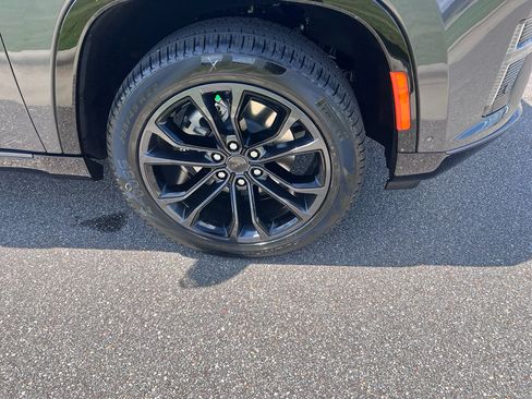 New 2026 Jeep Grand Wagoneer Summit AWD/4WD image 4