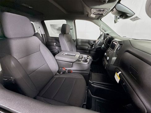 New 2025 GMC Sierra 2500 Pro w/ Convenience Package image 19