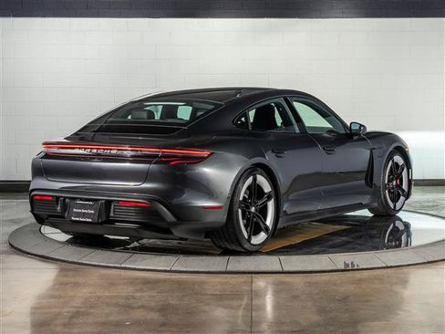 Used 2025 Porsche Taycan 4S AWD/4WD image 9