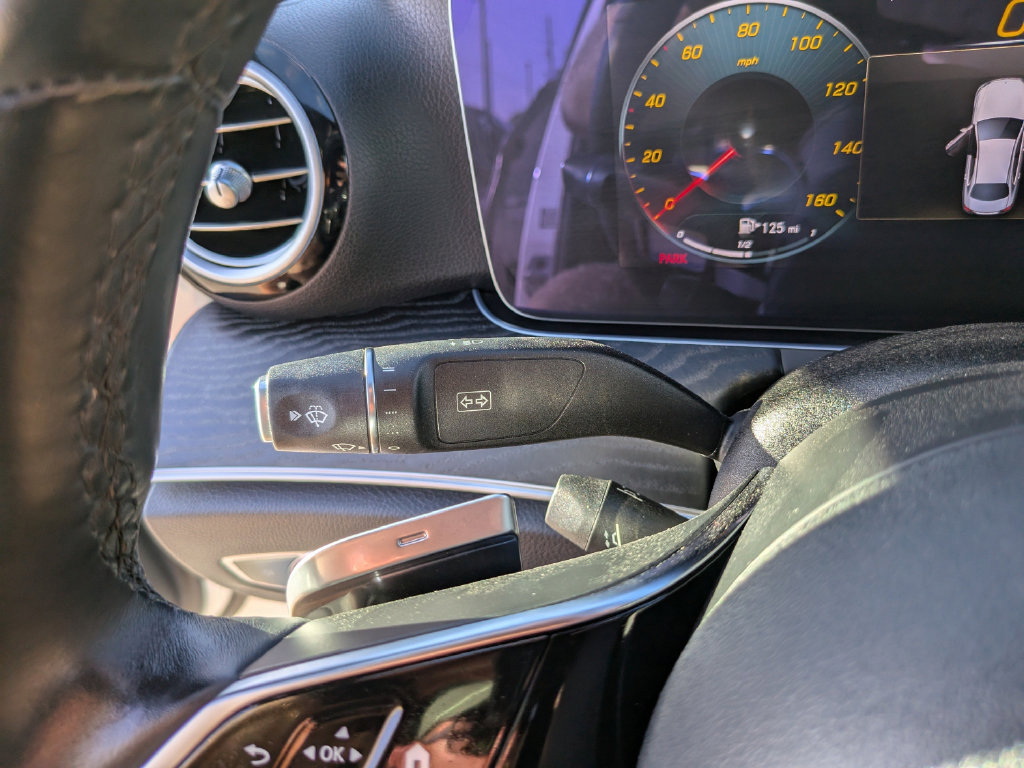 Used 2022 Mercedes-Benz E 350 Sedan w/ Exterior Lighting Package image 27