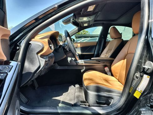 Used 2025 Lexus IS 300 w/ Comfort Package image 3