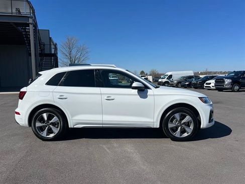 Used 2023 Audi Q5 2.0T Premium Plus image 2