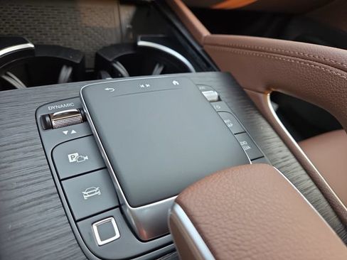 New 2026 Mercedes-Benz GLE 350 4MATIC image 17